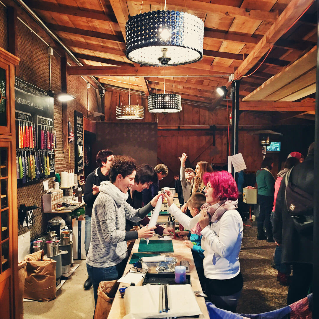 2018-01-08-11-35-03-1687684600706476165_1219639337