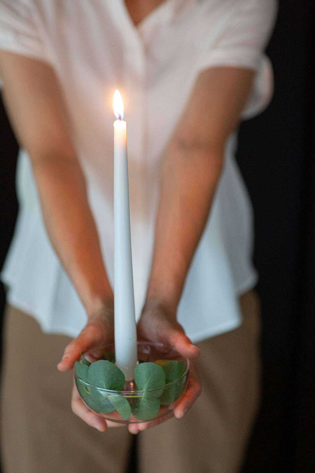 storefactory_kerzenstander_gehalten