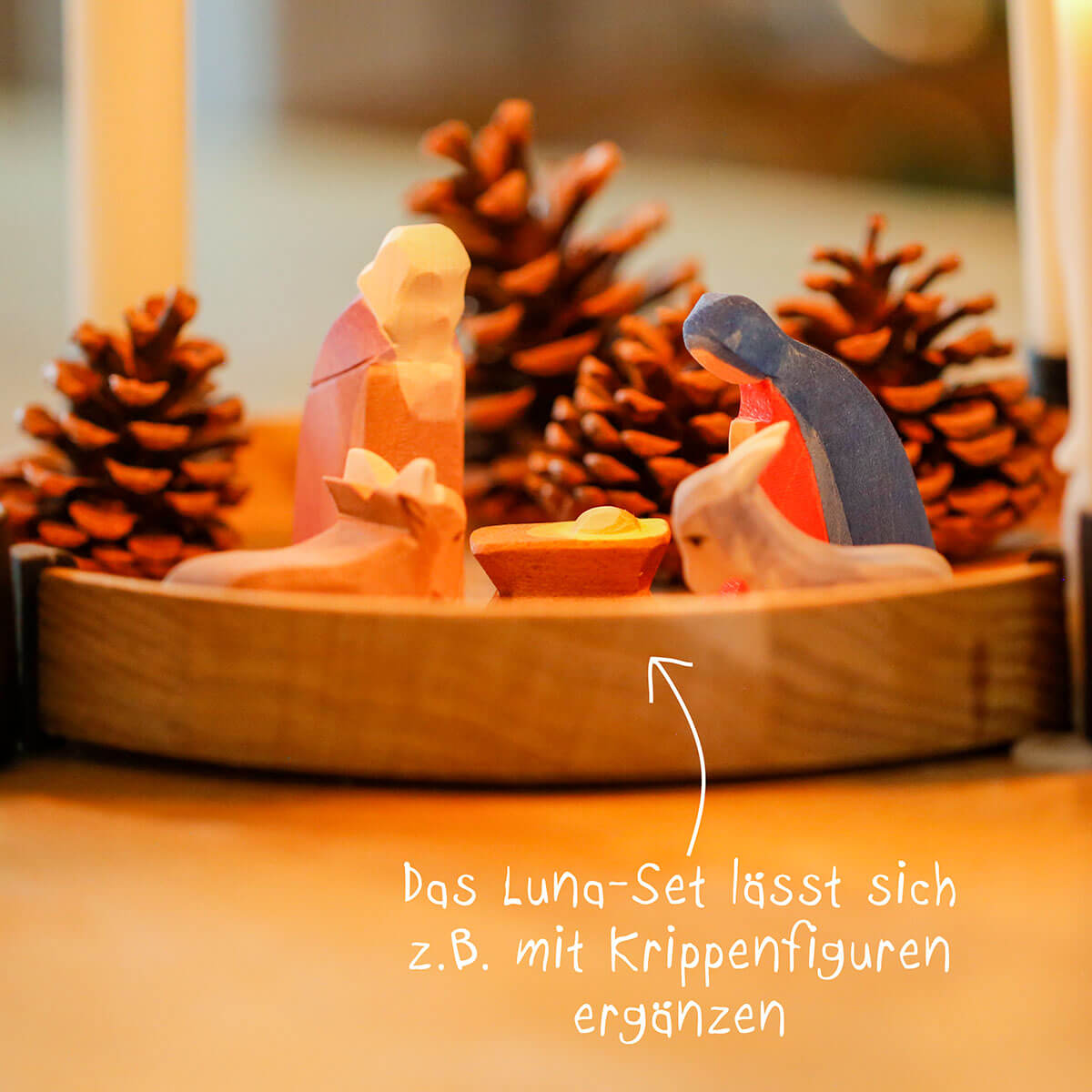 Luna - Advent-Set mit 12 Stabkerzen und Pinienzapfen - elfenbein