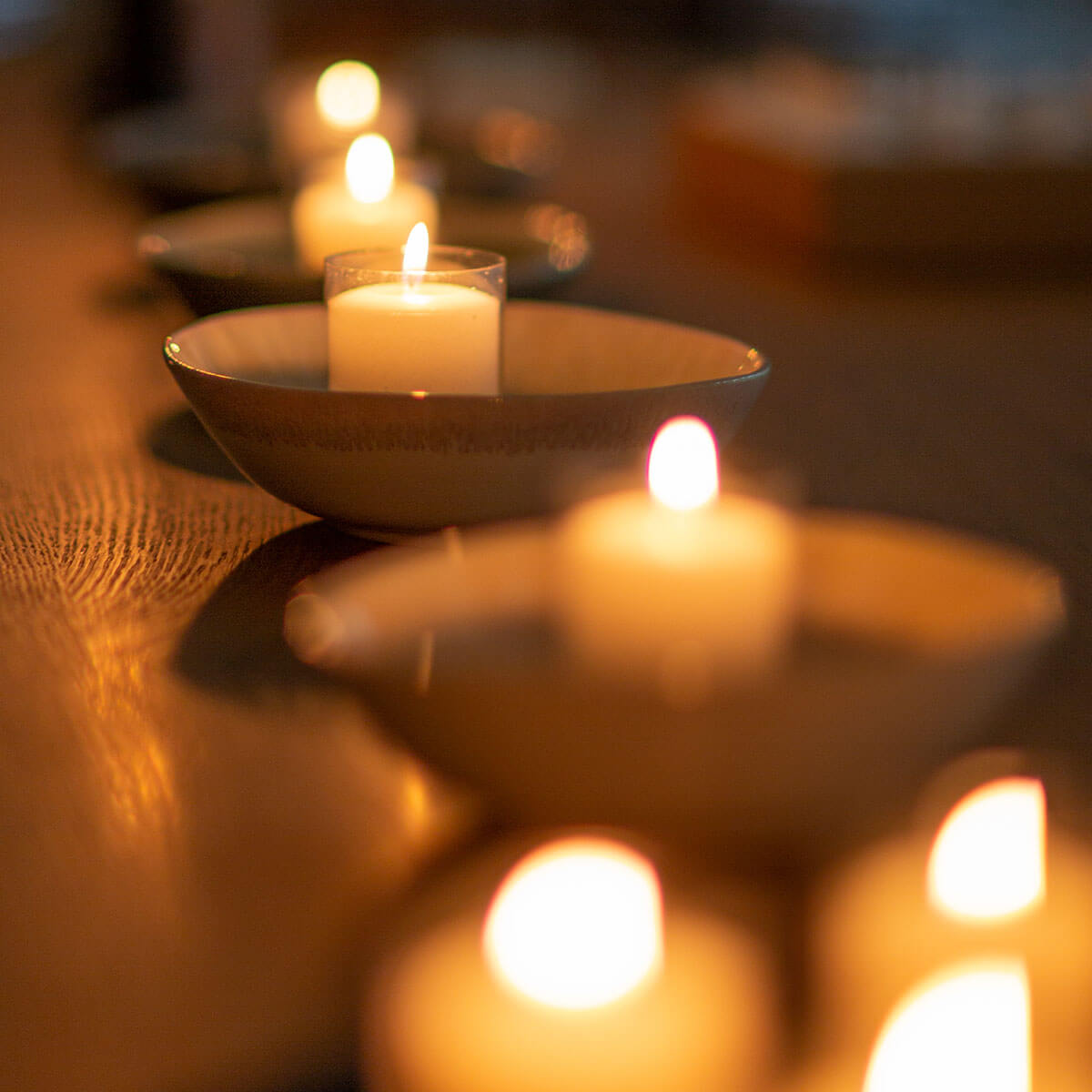 3233-00-C Notvorratkerze Licht 24 weiss