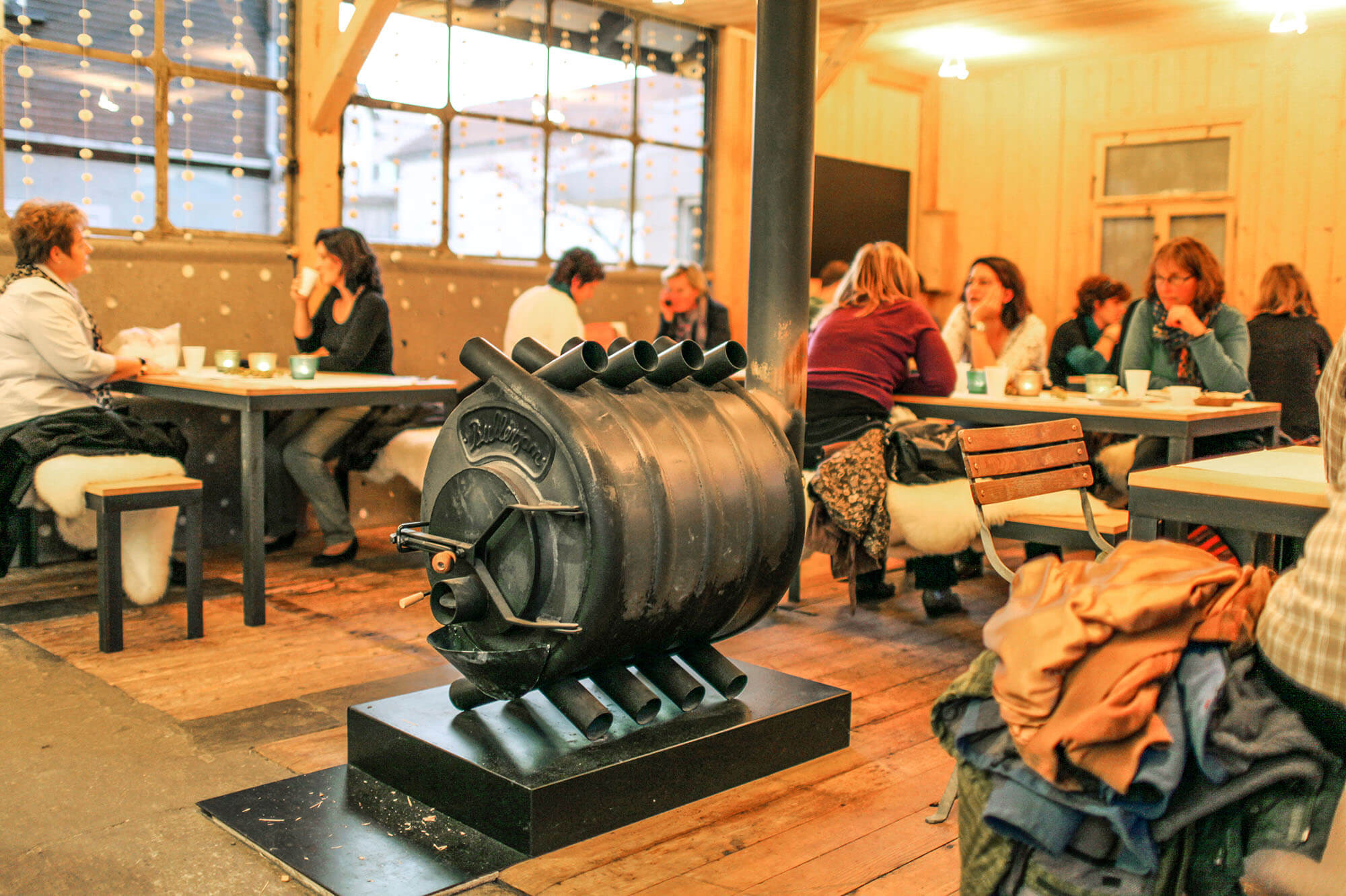 hongler_kerzencafe5f3fa217e7059